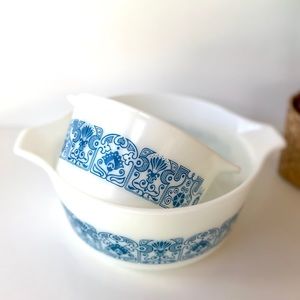 Set of Vintage Blue Horizon Pyrex Cinderella Bowls